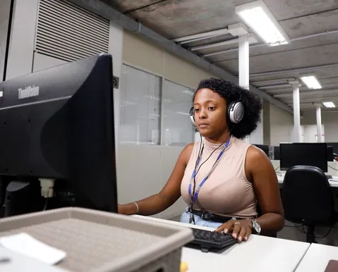 Bahia convoca 535 universitários para estágio em órgãos públicos