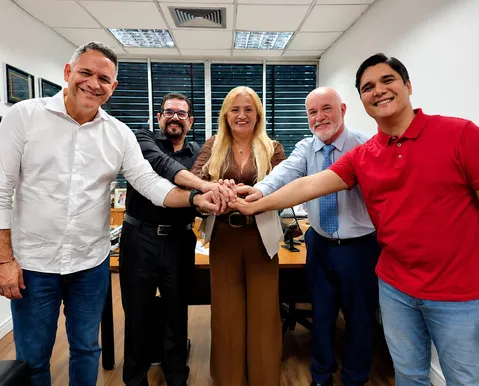 Cadidato a deputado, Pablo Barrozo reúne apoio de ex-prefeitos baianos