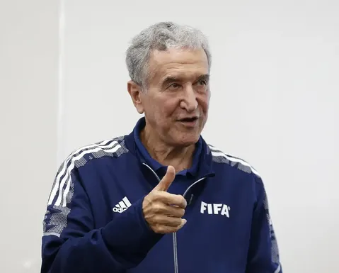 Ex-campeão do Mundo, Parreira recebe alta após 80 dias de internação
