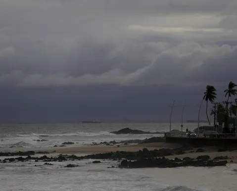Cinco estados entram em alerta para vendaval; Bahia está na lista