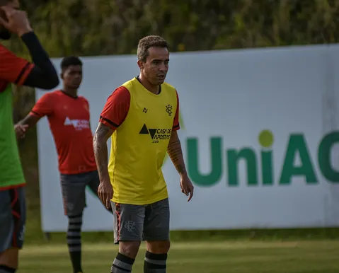 Depoimento detalha denúncia de agressões de ex-Vitória: "Alterado"