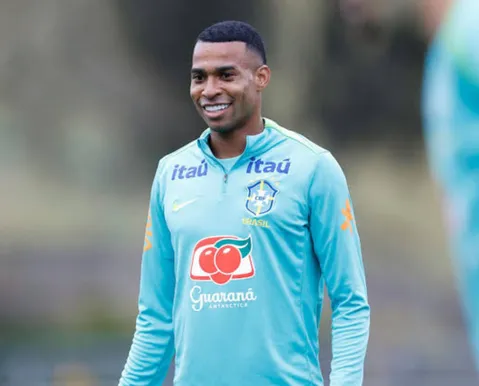 Dívida por Jean Lucas resulta em punição da Fifa para clube brasileiro