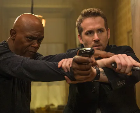 Dupla explosiva de ação volta à Netflix e é a pedida para segunda (10/08)