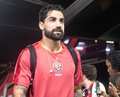 Em boa fase, Brítez joga no sacrifício e ganha moral com Jair Ventura