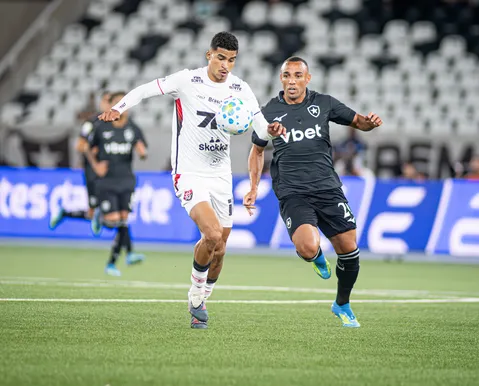 Em noite de Arcanjo, Vitória empata fora de casa com o Botafogo
