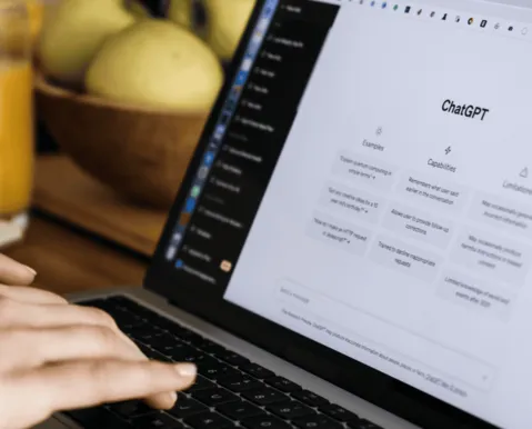 OpenAI lança ChatGPT para adolescentes com novas proteções - Imagem