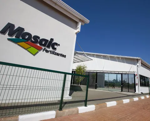 Fábrica suspende produção e causa demissão em massa na Bahia