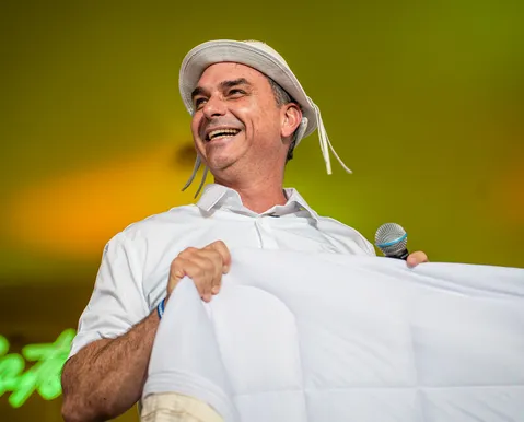Duas cidades da Bahia podem ser foco de Flávio Bolsonaro na campanha