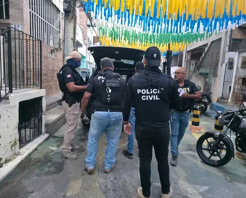 Golpistas usam falsas correspondências para enganar idosos em Salvador