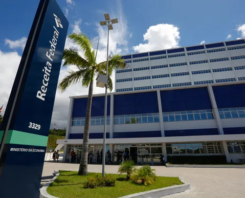 Governo autoriza mais de 300 vagas para concursos públicos federais
