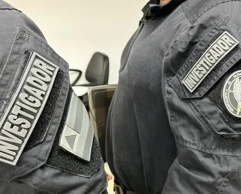 Grupo é preso por usar apps de relacionamento para extorquir turistas