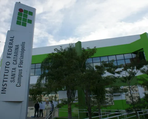Instituto Federal abre concursos com ganhos de até R$ 15 mil - Imagem