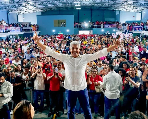 Jerônimo Rodrigues manda recado durante PGP em Senhor do Bonfim: "Festa da democracia"