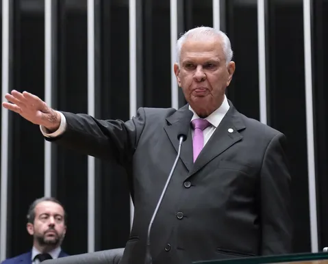 Justiça toma decisão sobre filiação de José Carlos Araújo ao DC - Imagem