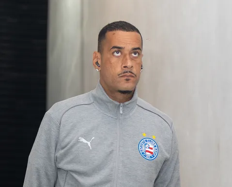 Léo Vieira sofre lesão grave e não joga mais pelo Bahia neste ano