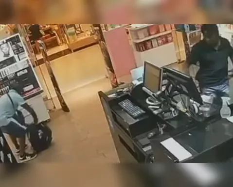 Loja no Shopping da Bahia é assaltada e tem prejuízo de mais de R$ 16 mil