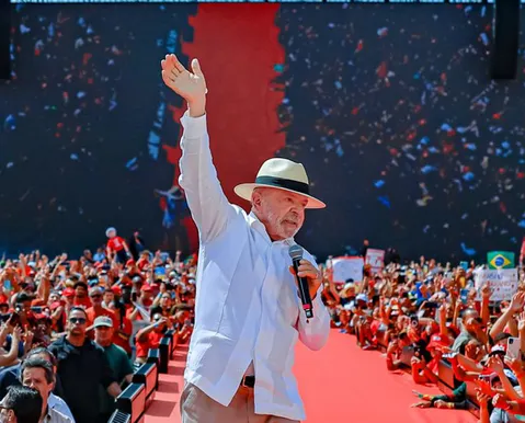 Lula diz que Trump reconheceu que tarifaço contra Brasil é injusto - Imagem