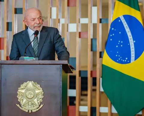 Lula desafia Senado e manterá indicação de Jorge Messias para o STF