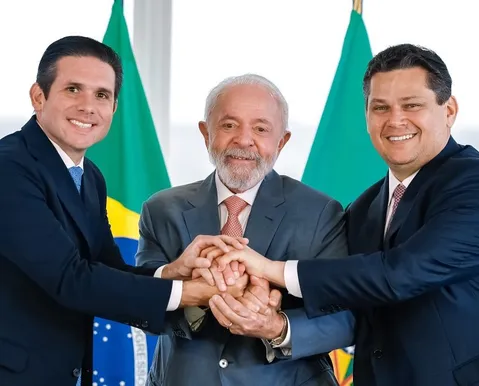 Lula pode definir futuro da taxa das blusinhas nesta quarta-feira