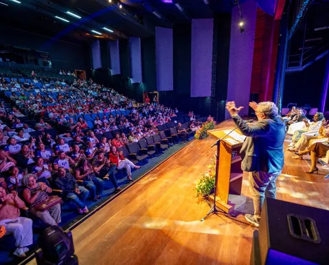 Mais de 700 estudantes iniciam nova edição do EJA Pro em Camaçari