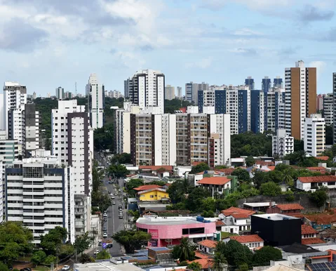 Mercado imobiliário em Salvador supera São Paulo e Rio e registra alta acima da inflação - Imagem