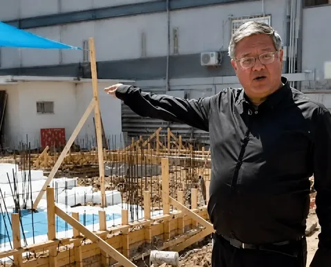 Ministro de Israel exibe obra de local para enforcamento de palestinos - Imagem
