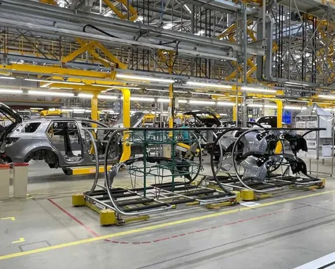 Montadora de luxo encerra produção no Brasil após 10 anos de operação
