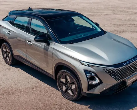 Novo Omoda E5 é revelado e pode ter versão R$ 60 mil mais barata no Brasil