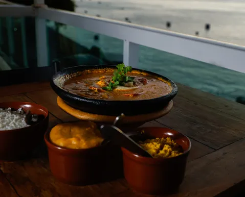 Comida baiana atrai turistas e influencia escolha pelo destino; veja