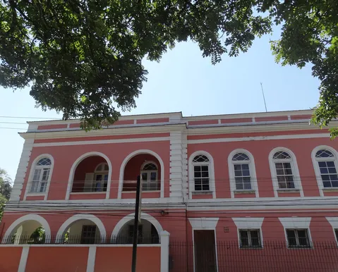 Príncipe trancado e ação da PM: entenda a confusão na Família Real