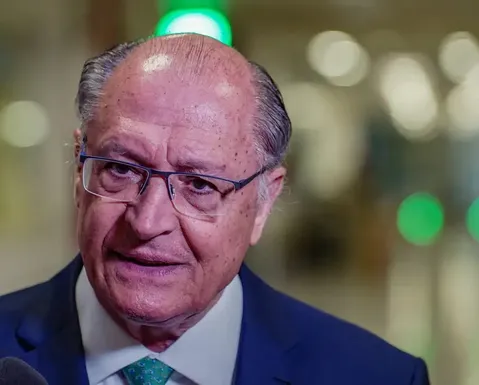 PSB marca convenção e oficializa Geraldo Alckmin na vice de Lula