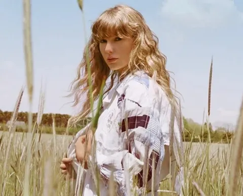 R$ 10 bilhões: Taylor Swift se torna a musicista mais rica da história - Imagem