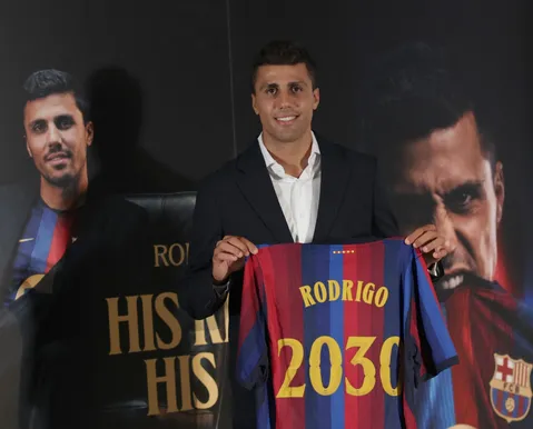 Real Madrid perde disputa e Barcelona confirma contratação de astro espanhol