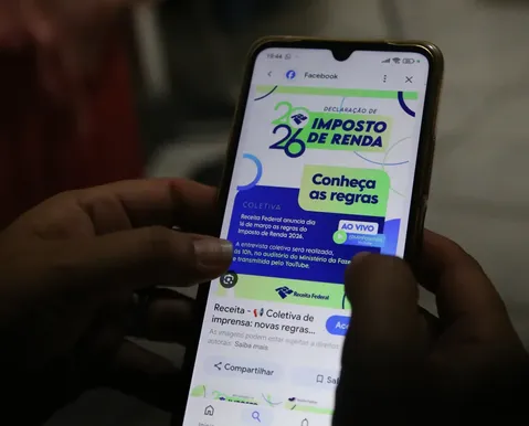 IR 2026: Receita paga o 3º lote de restituição nesta sexta; veja quem recebe