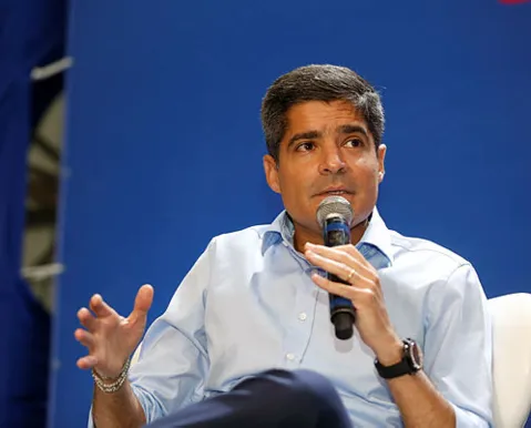 ACM Neto recalibra propostas de governo: veja as diferenças entre as diretrizes de 2022 e 2026 - Imagem