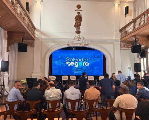 Salvador terá rede integrada de 10 mil câmeras com uso de IA para reforçar segurança