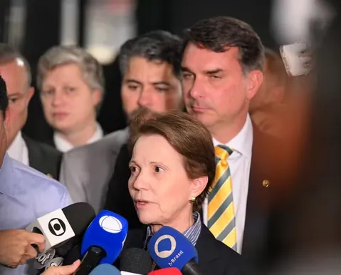 Tereza Cristina admite possibilidade de ser vice de Flávio Bolsonaro