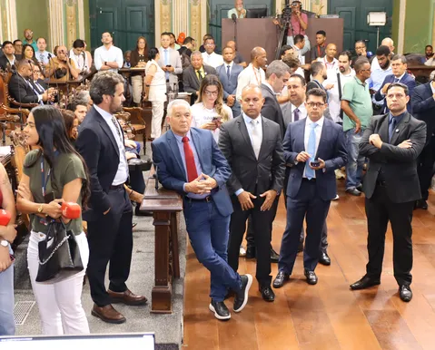 Vereadores de Salvador aprovam orçamento bilionário para a capital - Imagem