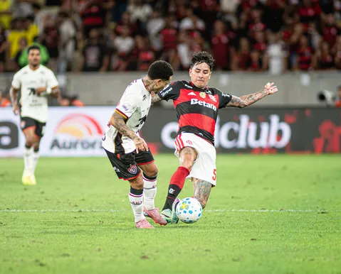 Vitória é dominado pelo Flamengo e soma mais uma derrota fora de casa