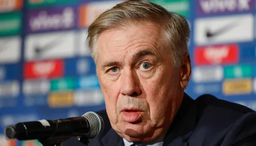 Quem é o técnico mais estiloso da Copa? Ancelotti fica fora do top 10