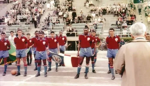 Bahia já recebeu a missão de popularizar o futebol no país da Copa
