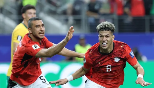 Egito brilha nos pênaltis, elimina Austrália e avança na Copa do Mundo