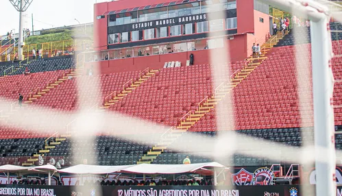 Ex-Vitória conta sofrimento por negligência médica de clube da Série B