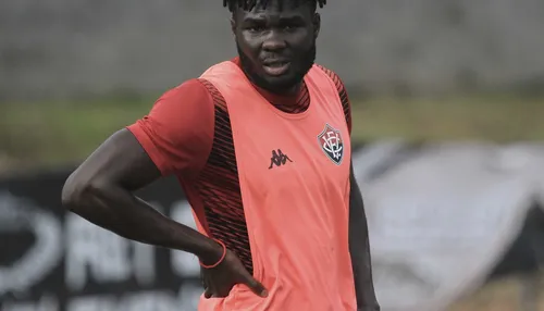 Ex-Vitória é convocado e vai jogar a Copa do Mundo pelo Equador