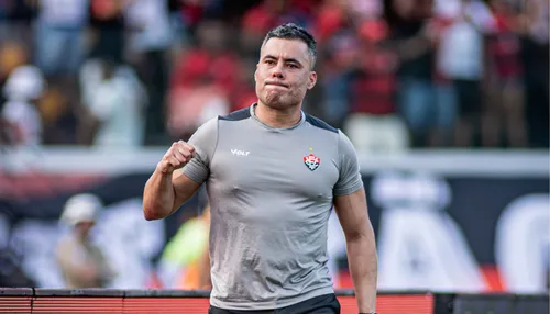 Jair Ventura revela fome de título para "fazer história" no Vitória