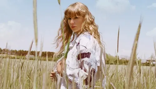 R$ 10 bilhões: Taylor Swift se torna a musicista mais rica da história
