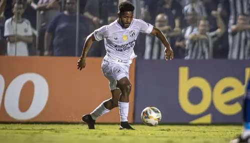 Reforço chega em Salvador e manda recado para torcida do Vitória