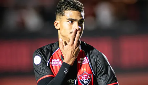 Renê amplia artilharia na Copa do Brasil após papo com Jair Ventura