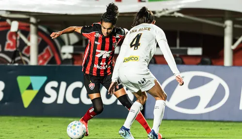 Vitória luta, mas acaba rebaixado no Brasileirão Feminino