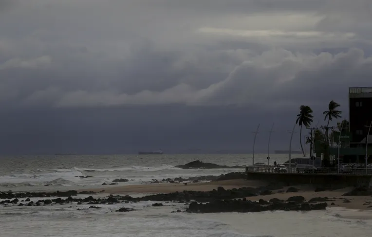 Cinco estados entram em alerta para vendaval; Bahia está na lista